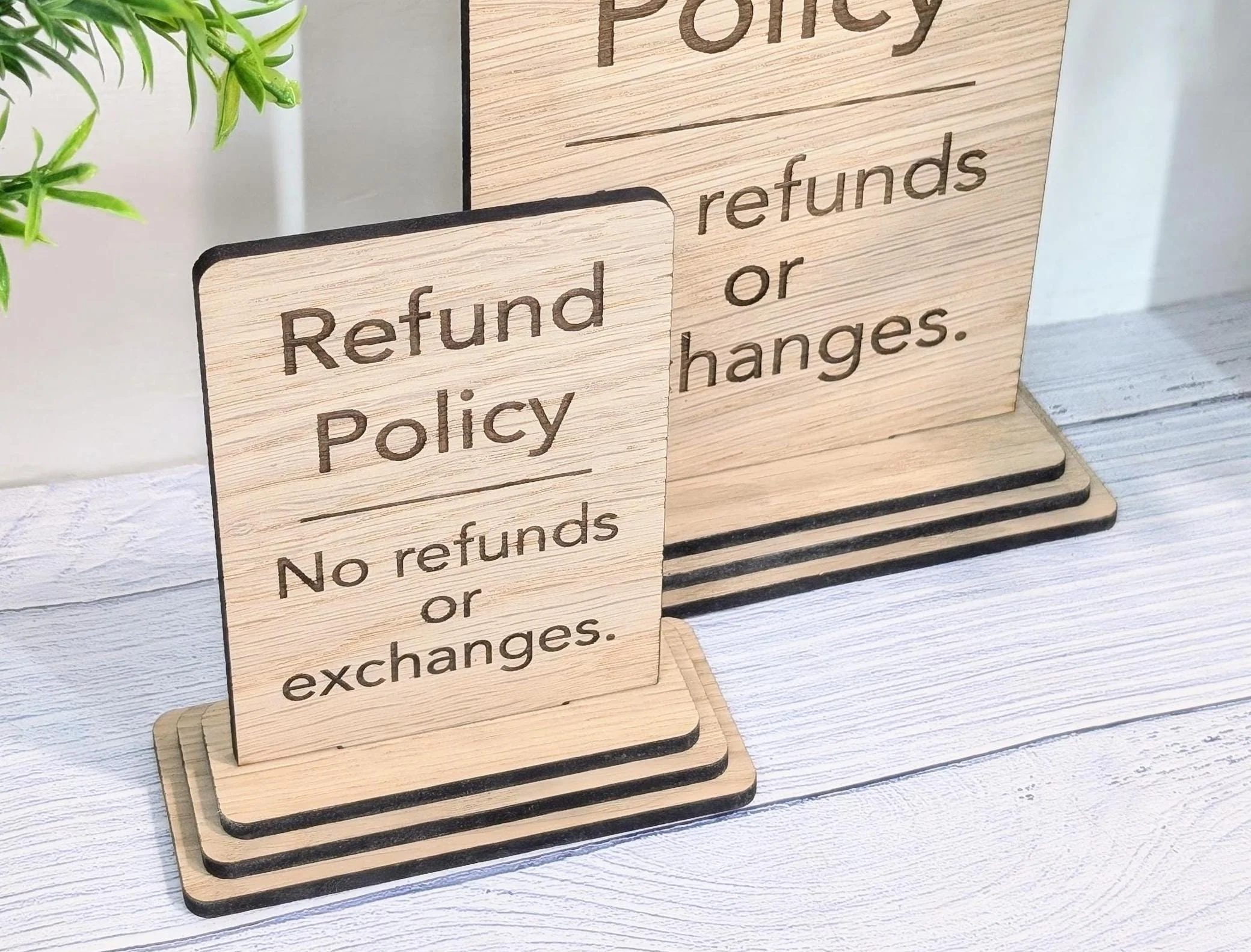 Wooden Freestanding Table Sign 'Refund Policy' - Perfect for Shops, Cafés, Markets – Available in Two Sizes - Removable Base, Shop Signage - Image 9