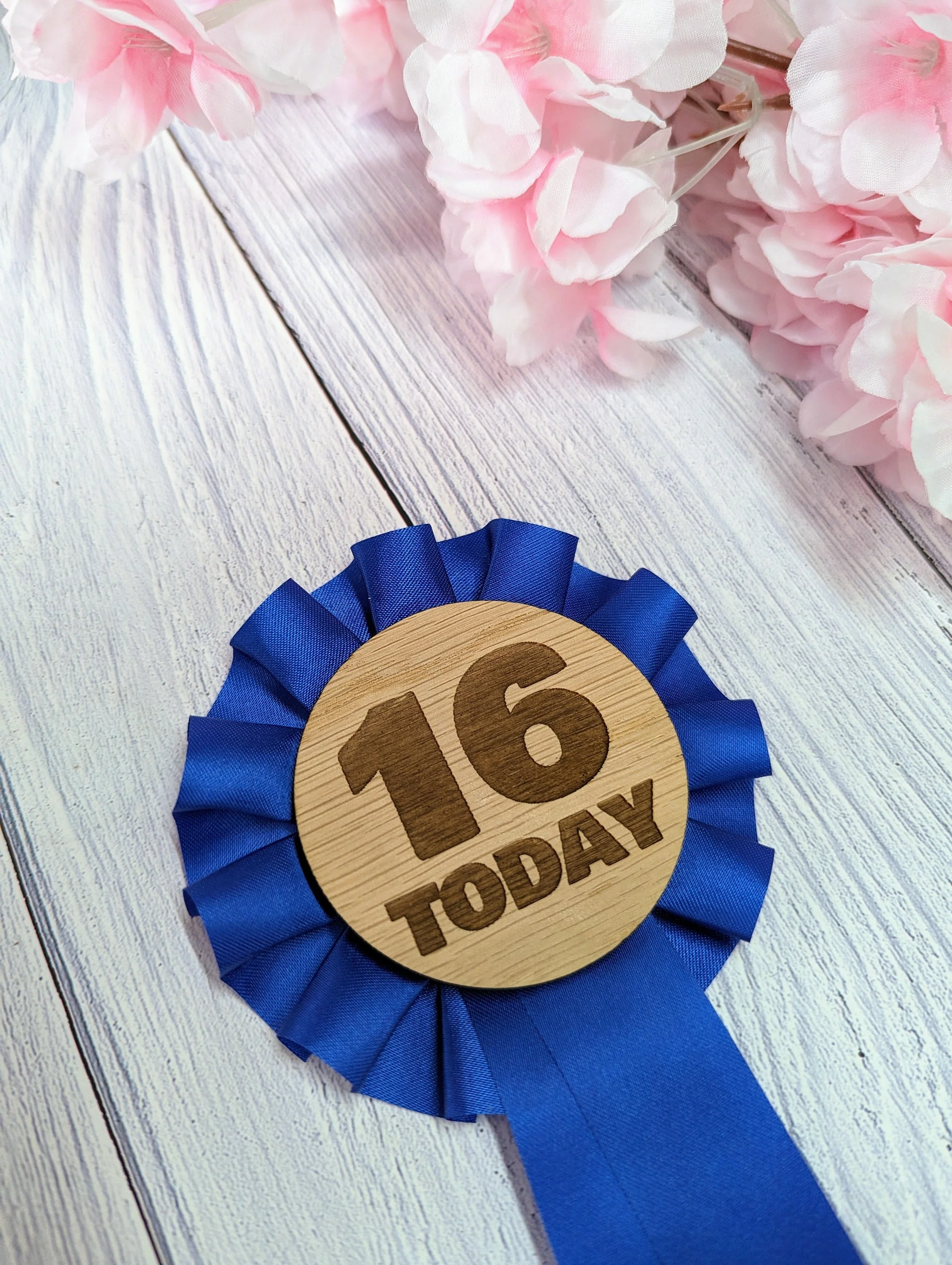 Wooden Rosette for 16th Birthday Celebration - '16 Today' Award Ribbon - Elegant Oak Veneer - Eco-Friendly Packaging - Image 3
