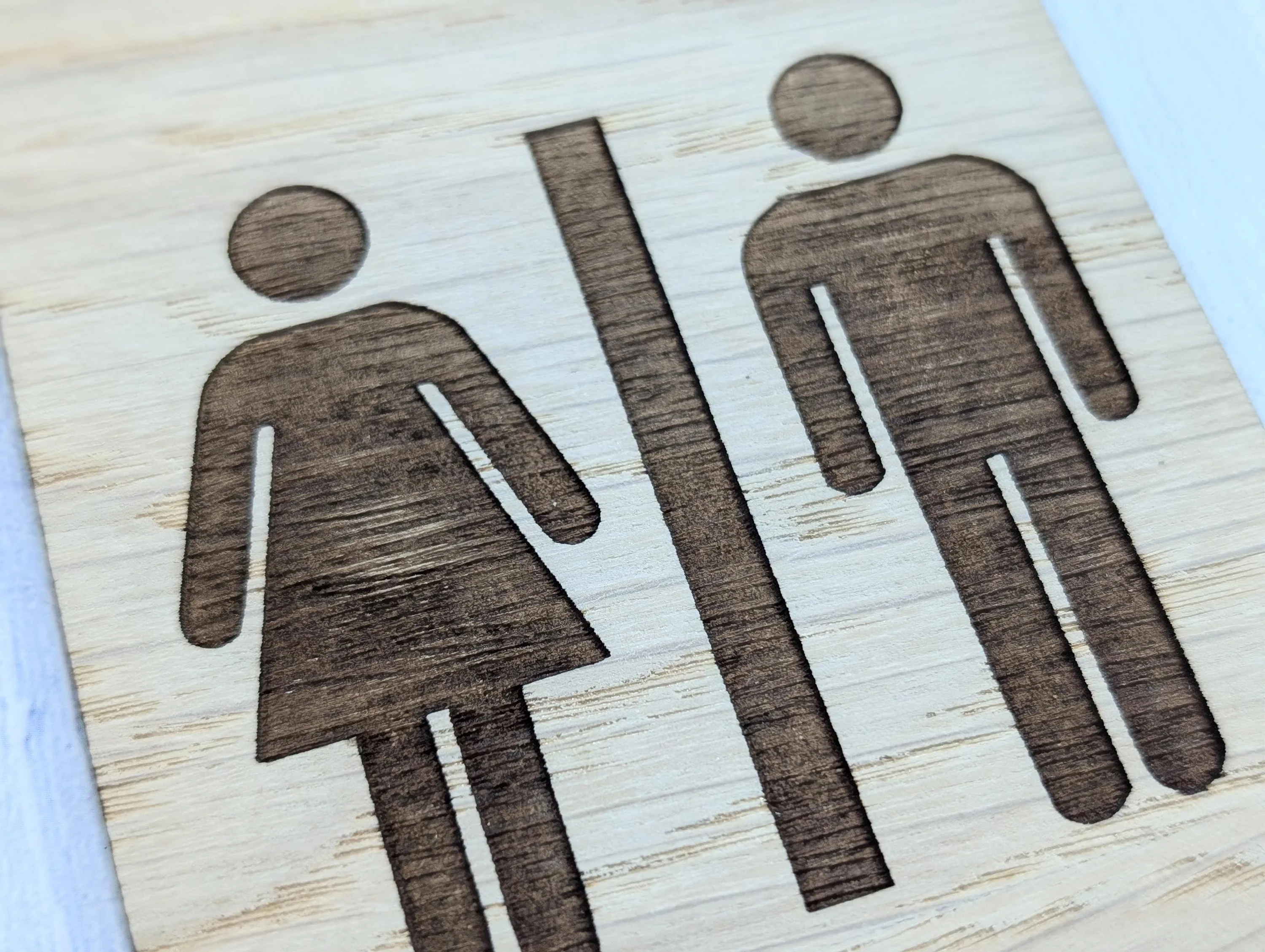 Wooden Toilet Sign Male Female | Engraved Oak | Bathroom Door Plaque in 4 Sizes | Oak Veneered MDF Restroom Sign for Home or Business - Image 5
