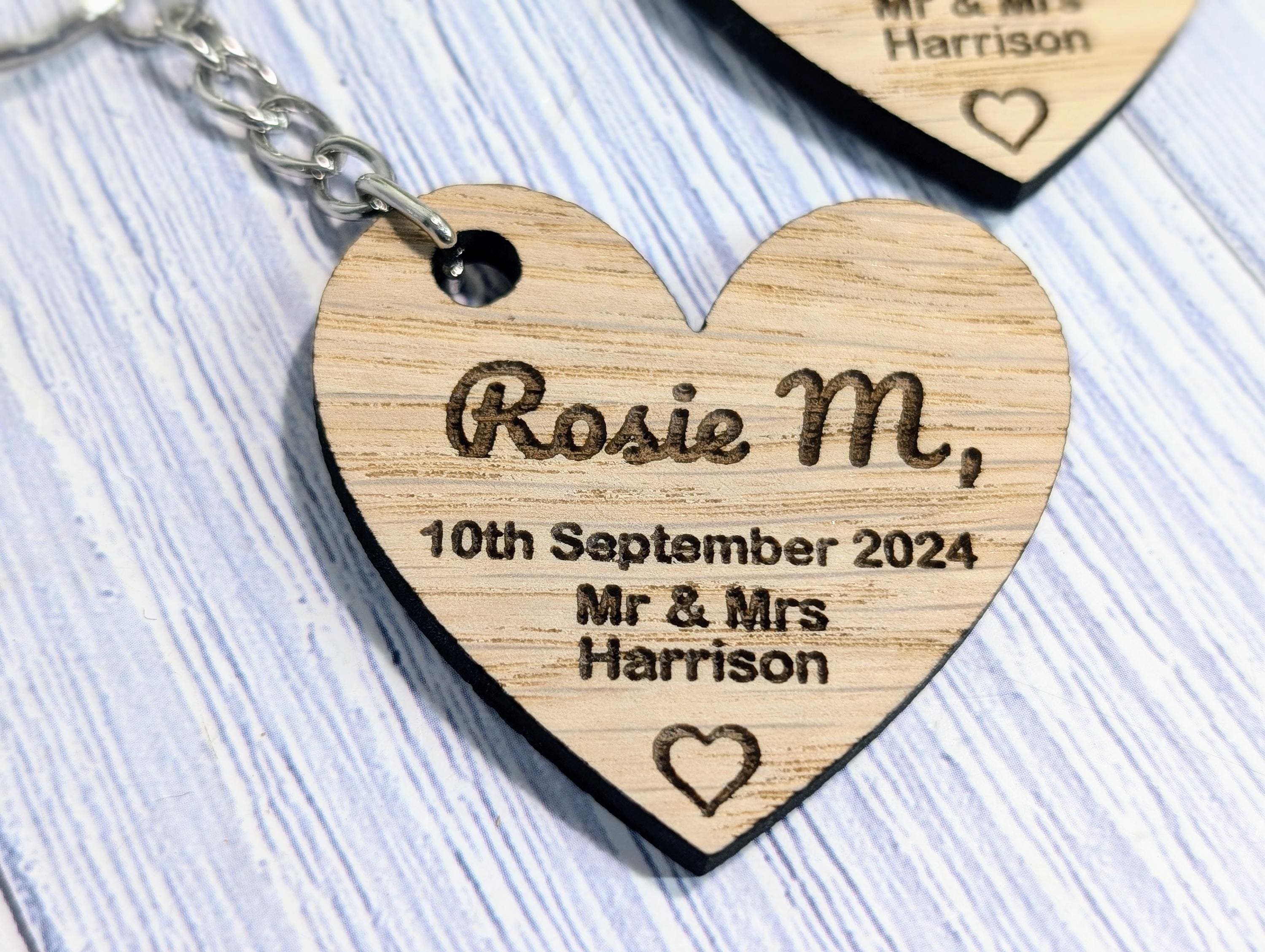 Wooden Wedding Favour Key Ring, Heart Shaped | Personalised Place Setting | Custom Guest Name, Key Chain | Eco-Friendly Oak Veneer Keepsakes - Image 4