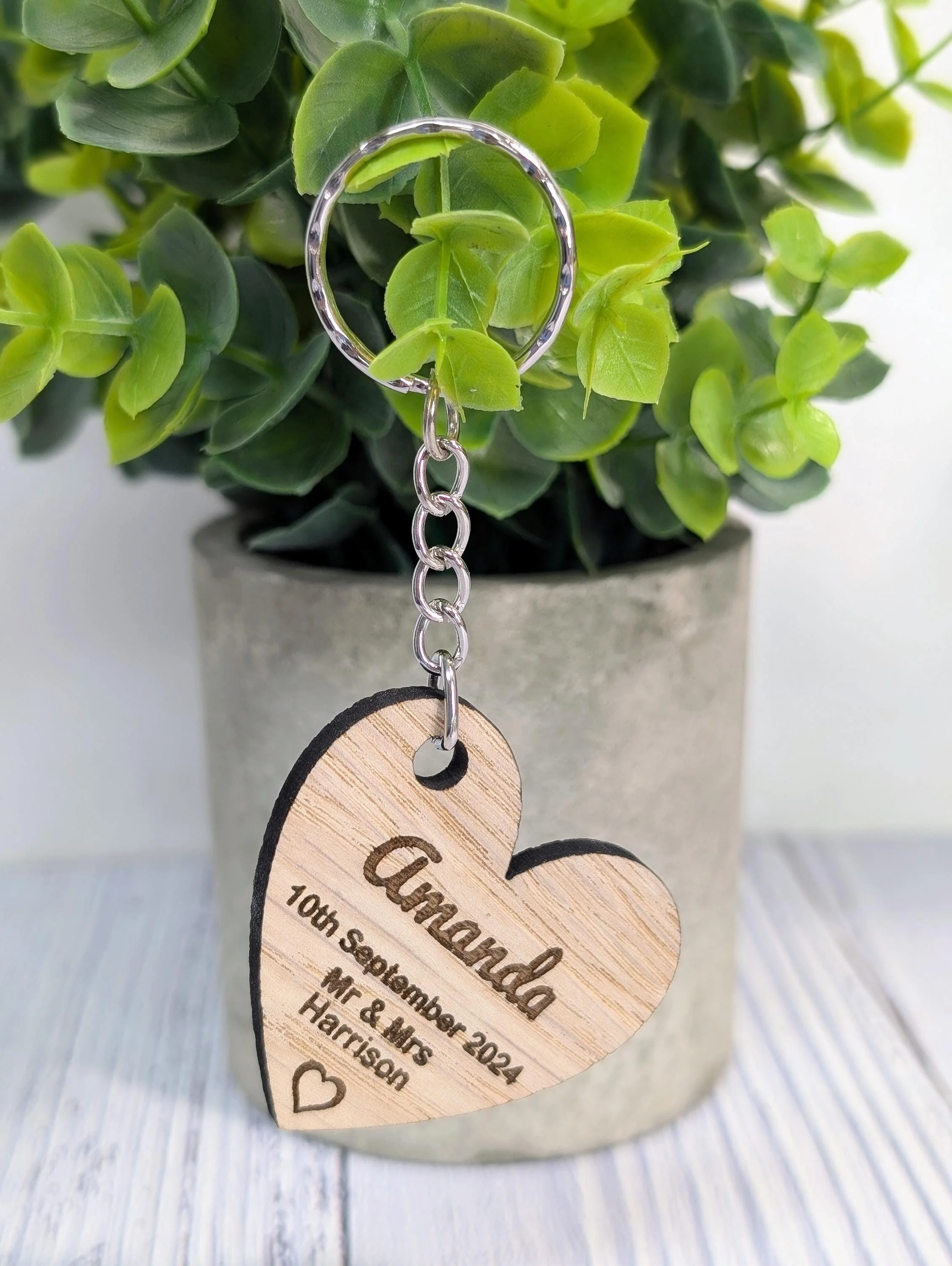 Wooden Wedding Favour Key Ring, Heart Shaped | Personalised Place Setting | Custom Guest Name, Key Chain | Eco-Friendly Oak Veneer Keepsakes - Image 7